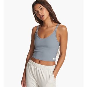 Vuori ribbed crop tank